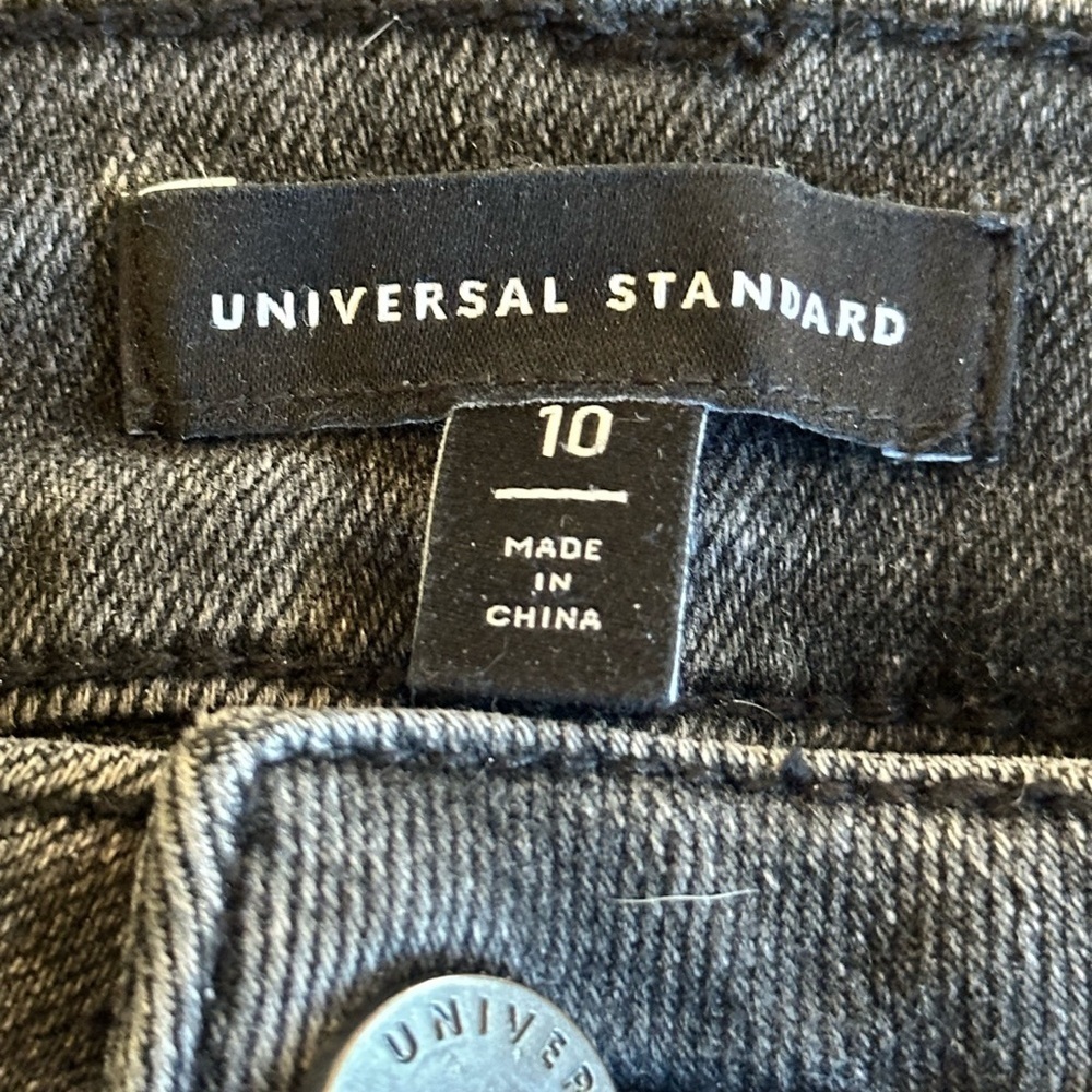 Universal Standard | Slim Leg, Ankke/Crop High Rise Jean in Soft Black, Size 10 - Picture 3 of 10